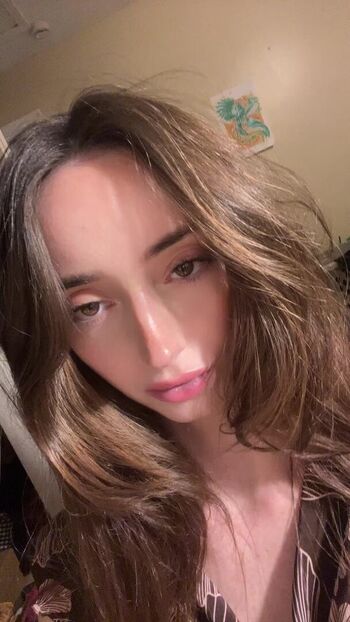 Full leaked Kitkatkira private onlyfans photo