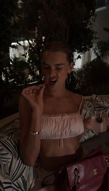 Full leaked Klarahellqvistt page private onlyfans photo