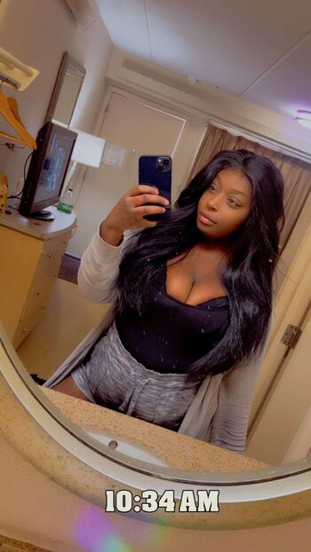 Full leaked Kleevagexqueen private onlyfans photo