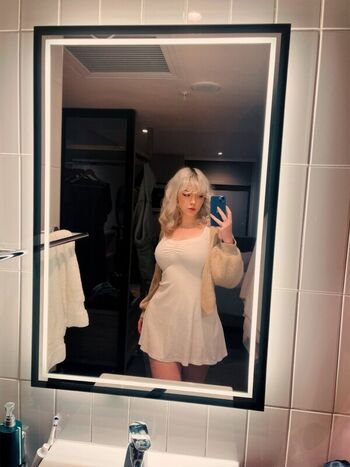 Full leaked Kvwviiju page private onlyfans photo