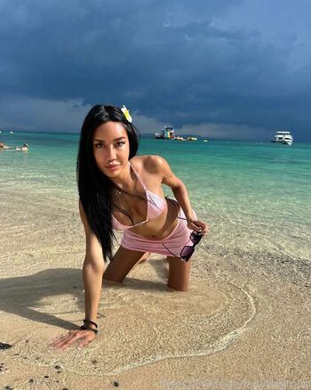 Full leaked Ladyboymos private onlyfans photo