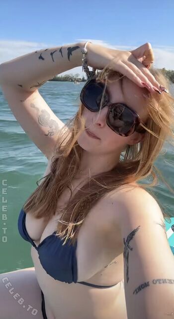 Full leaked Lara mde private onlyfans photo