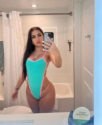 Full leaked Larissa neiff private onlyfans photo