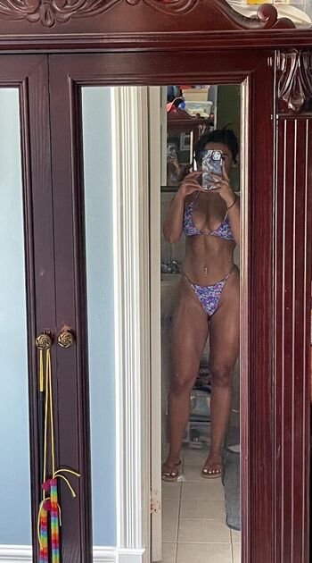 Full leaked Leafsnlifts page private onlyfans photo