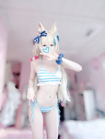 Full leaked Makoshake / private onlyfans photo