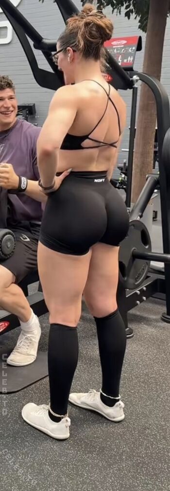 Full leaked Leonie kommoss page private onlyfans photo