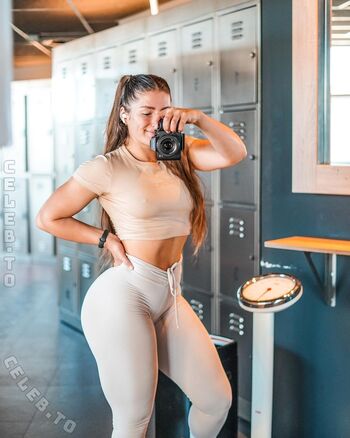 Full leaked Leonie kommoss page private onlyfans photo