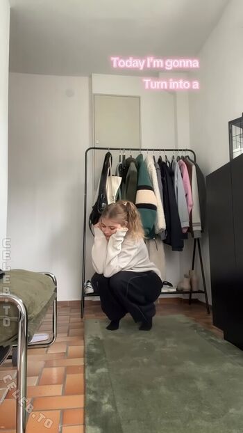 Full leaked Lesley bunny private onlyfans photo