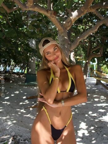 Full leaked Lexi rivera private onlyfans photo