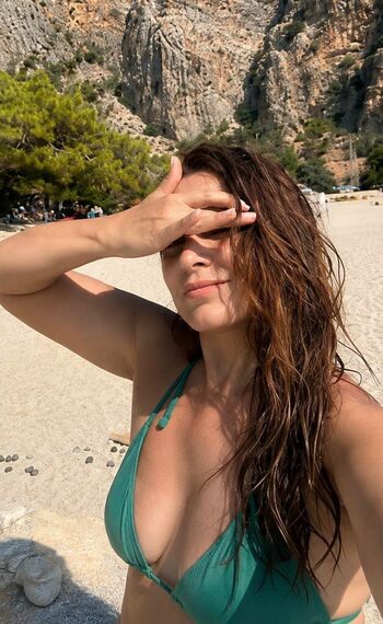 Full leaked Leyla aslan private onlyfans photo