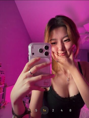 Full leaked Lily liu private onlyfans photo