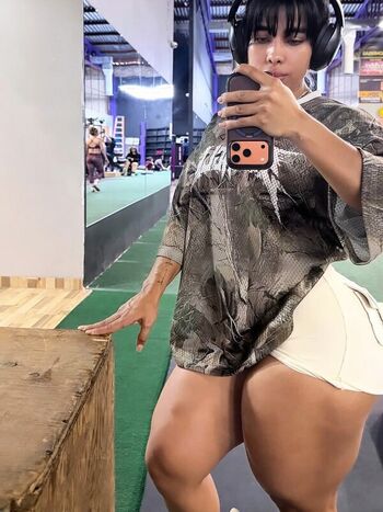 Full leaked Linnnna private onlyfans photo