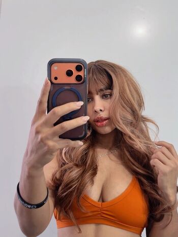 Full leaked Linnnna private onlyfans photo