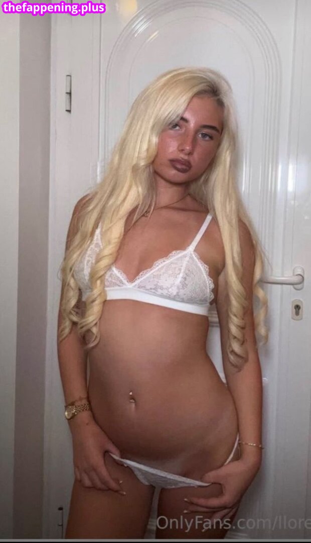 Corey & Llorenna / Llorenna Hodgkinson / corey-and-llorenna / popular Naakte OnlyFans Foto #48
