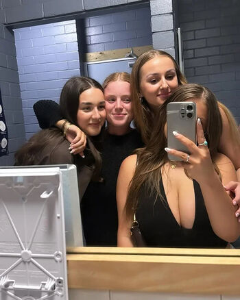 Full leaked Sol dean/ private onlyfans photo