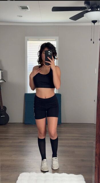 Full leaked Lyssalevin private onlyfans photo