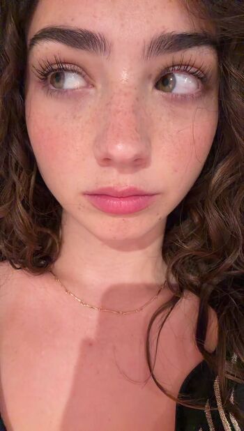 Full leaked Lyzzahh page private onlyfans photo