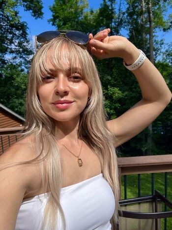 Full leaked Madilyn bailey private onlyfans photo