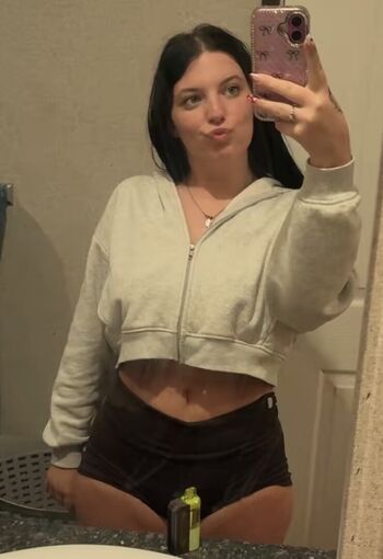 Full leaked Madison deaton private onlyfans photo