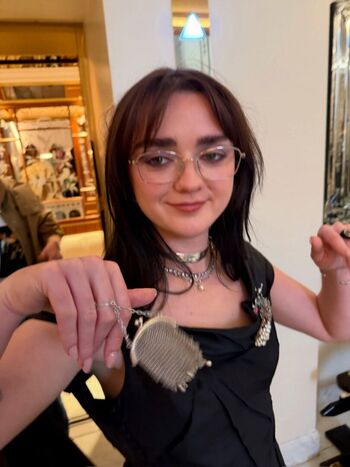 Full leaked Maisie williams page private onlyfans photo