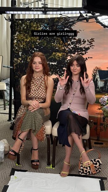 Full leaked Maisie williams page private onlyfans photo