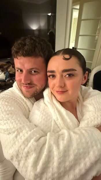 Full leaked Maisie williams page private onlyfans photo