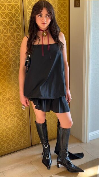 Full leaked Maisie williams page private onlyfans photo