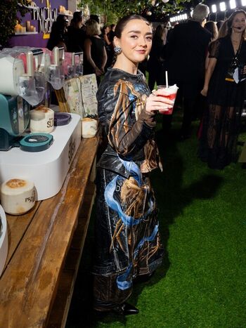 Full leaked Maisie williams page private onlyfans photo