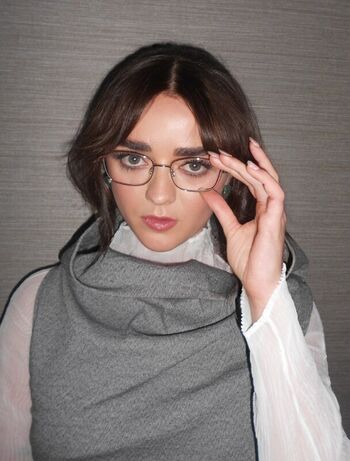 Full leaked Maisie williams private onlyfans photo