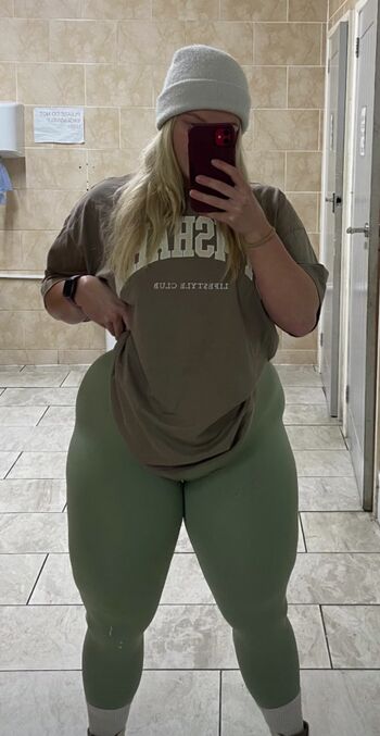 Full leaked Maisie private onlyfans photo