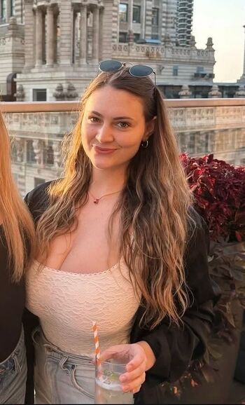 Full leaked Mallory malone page private onlyfans photo
