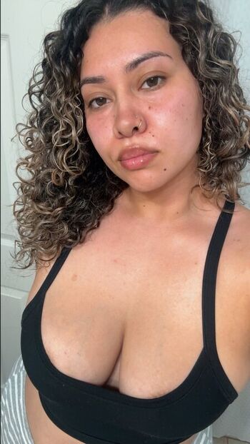 Full leaked Mama e private onlyfans photo