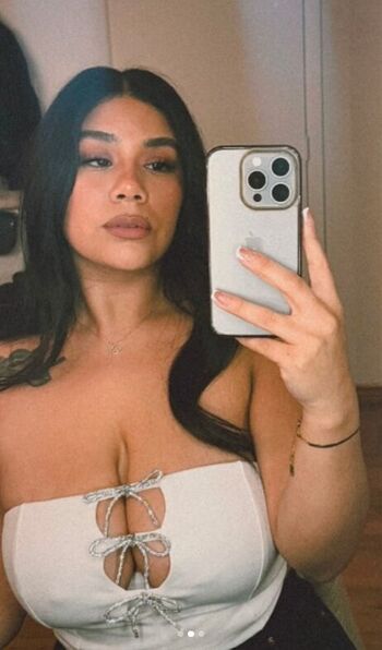 Full leaked Mandaamariahh private onlyfans photo