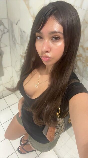 Full leaked Mangogyur page private onlyfans photo