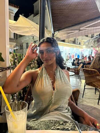 Full leaked Mariahellie private onlyfans photo