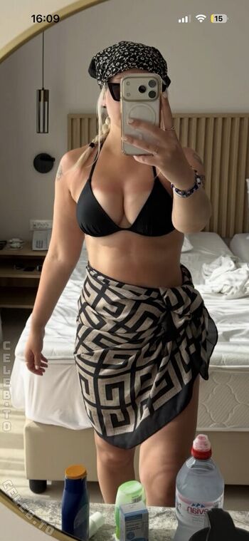 Full leaked Mariannika private onlyfans photo