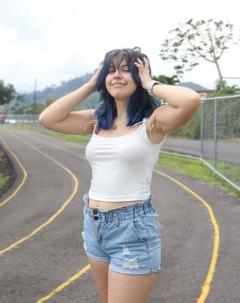 Full leaked Mariansaurus private onlyfans photo
