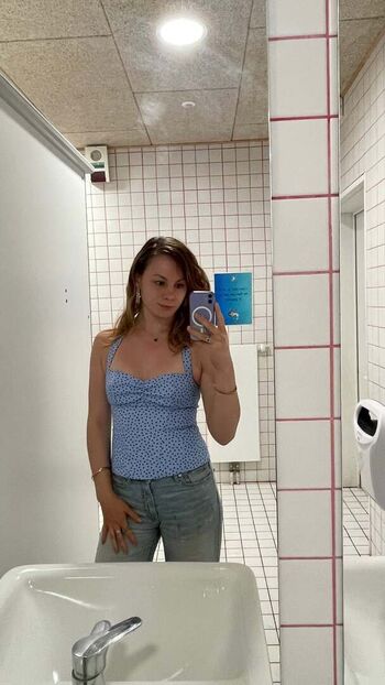 Full leaked Marie cornillon private onlyfans photo
