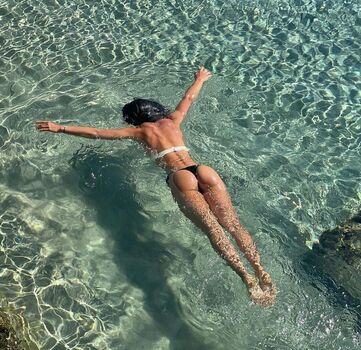 Full leaked Marinear private onlyfans photo