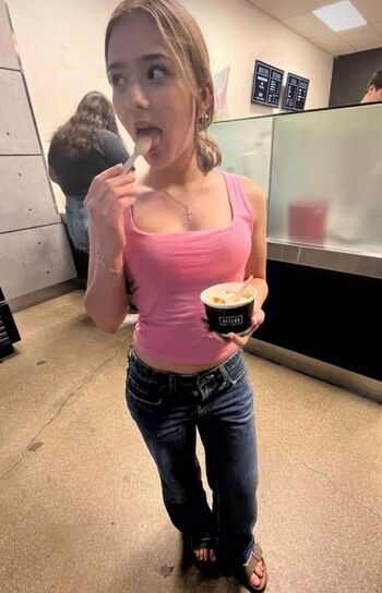 Full leaked Marissa slutbar private onlyfans photo