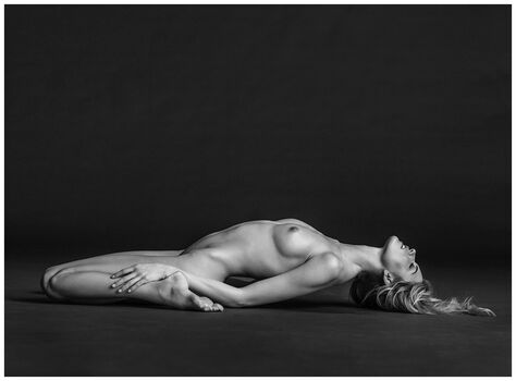 Full leaked Martha hunt private onlyfans photo