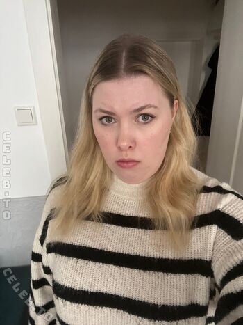 Full leaked Mascha mangold page private onlyfans photo