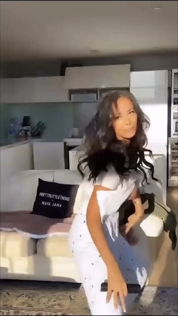 Full leaked Maya jama page private onlyfans photo