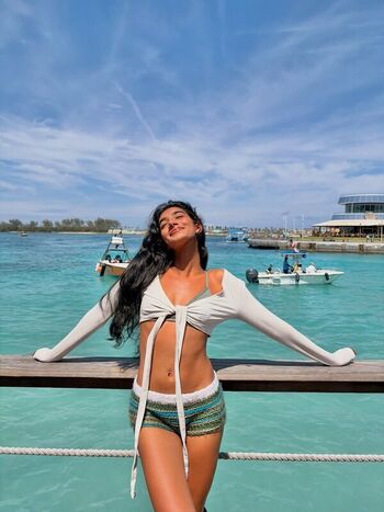 Full leaked Maya mayanalluri private onlyfans photo