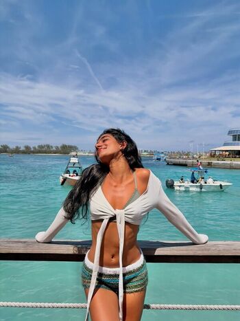 Full leaked Maya mayanalluri private onlyfans photo