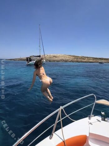 Full leaked Mayaa zr page private onlyfans photo