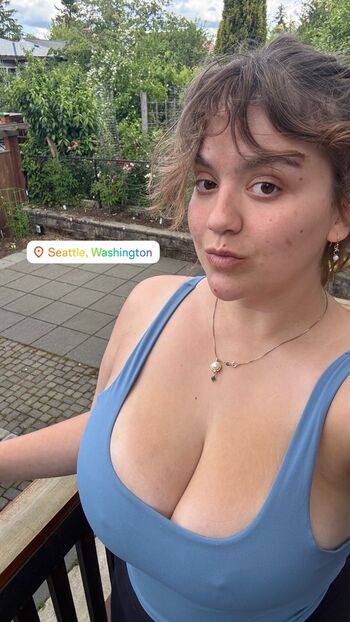 Full leaked Mayaisfiya private onlyfans photo