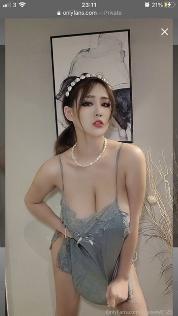 Full leaked Mayou private onlyfans photo