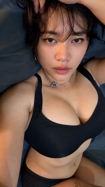 Full leaked Mba yor private onlyfans photo