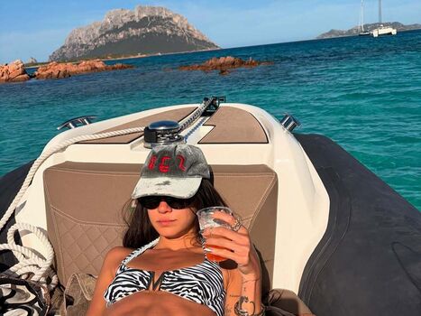 Full leaked Meg delacy page private onlyfans photo